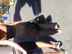 Busty วีดีโอ โป้ เกาหลี MILF นพังโดยคนส่งเอกสาร